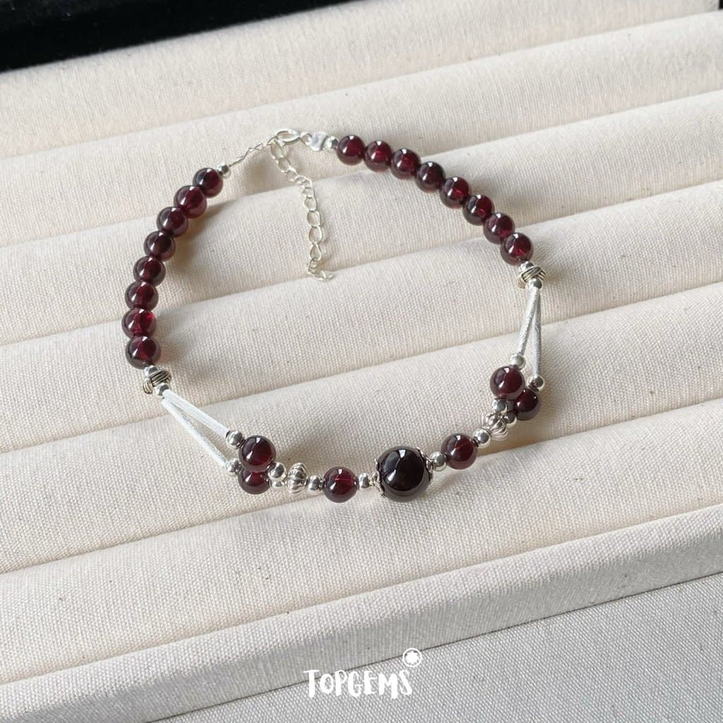 Lắc Tay Đá Garnet Tự Nhiên 6 Li Mix Bạc 925 Vòng Tay Nữ Đá Phong Thuỷ Mix Bạc 925 TOPGEMS