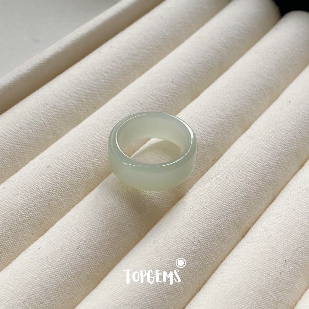Tổng Hợp Nhẫn Ngọc Hòa Điền Tự Nhiên Dòng Cao Cấp Chột Mảnh Chột Dày - Chọn Mẫu Theo Mệnh & Sở Thích