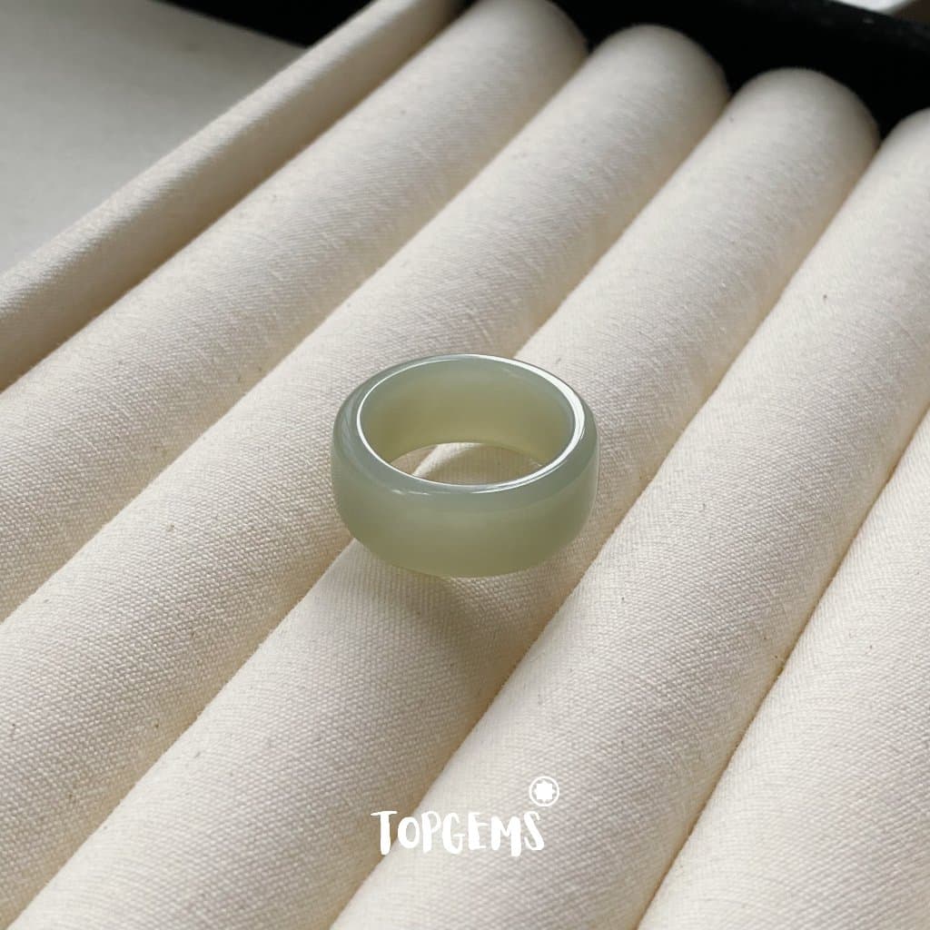 Tổng Hợp Nhẫn Ngọc Hòa Điền Tự Nhiên Dòng Cao Cấp Chột Mảnh Chột Dày - Chọn Mẫu Theo Mệnh & Sở Thích
